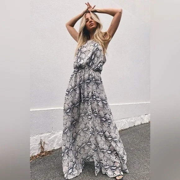 SNDYS Tahyna Animal Reptile Print Halter Maxi Dress - Picture 3 of 8